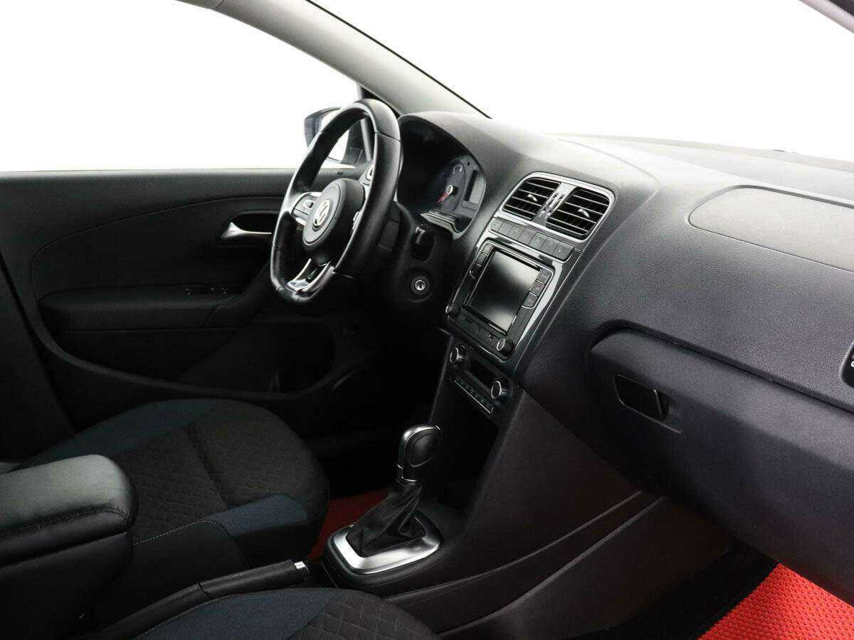 Volkswagen Polo с пробегом — 2019 год. Фото: #6