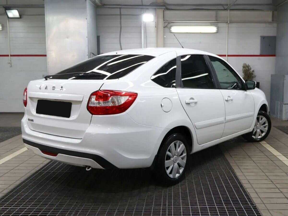 Lada (ВАЗ) Granta с пробегом — 2020 год. Фото: #3