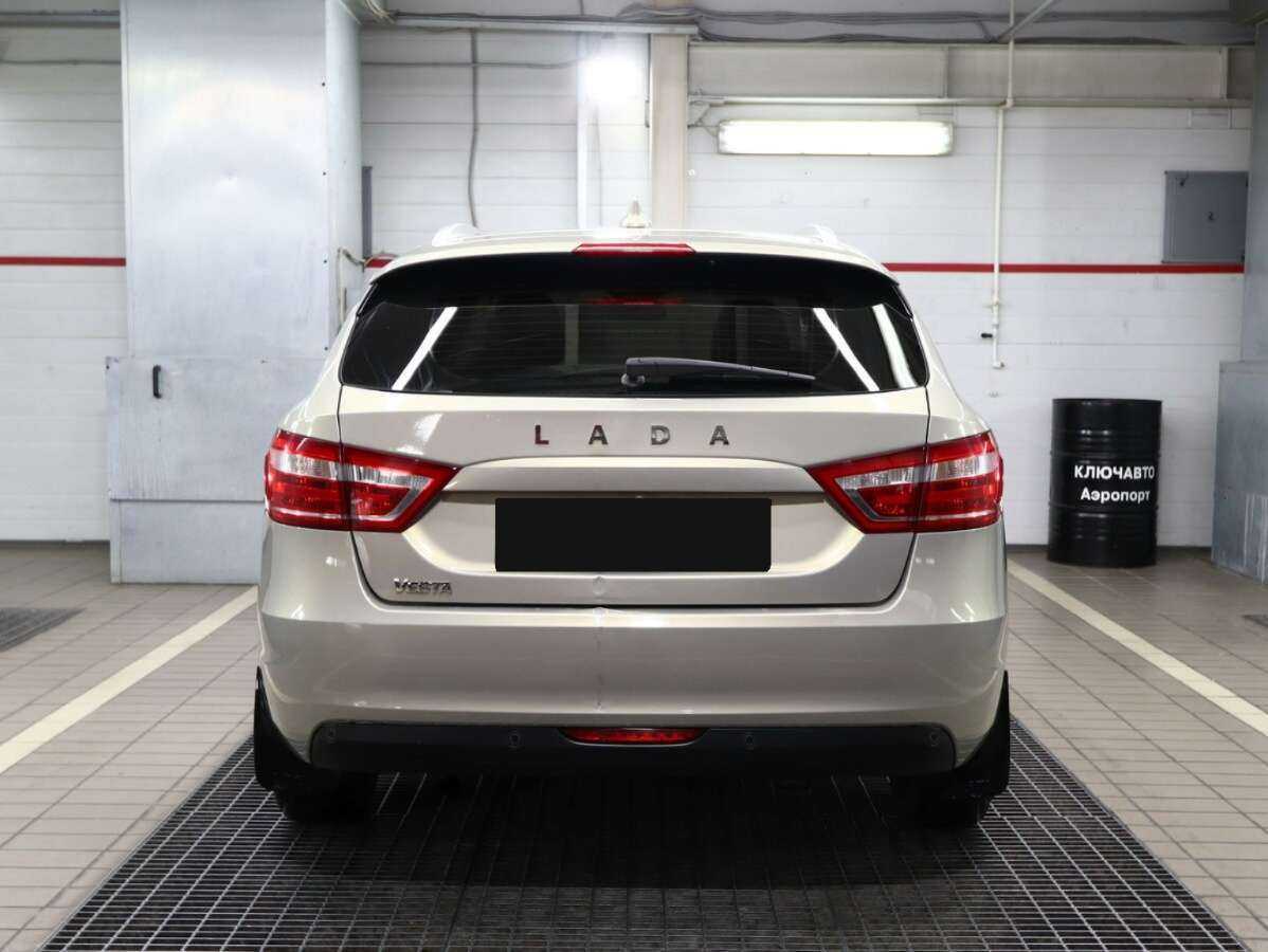 Lada (ВАЗ) Vesta с пробегом — 2020 год. Фото: #4