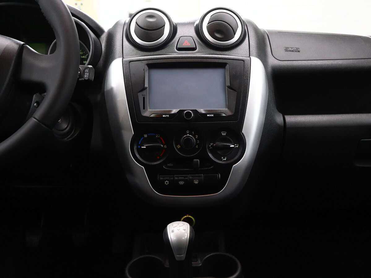 Lada (ВАЗ) Granta с пробегом — 2015 год. Фото: #16