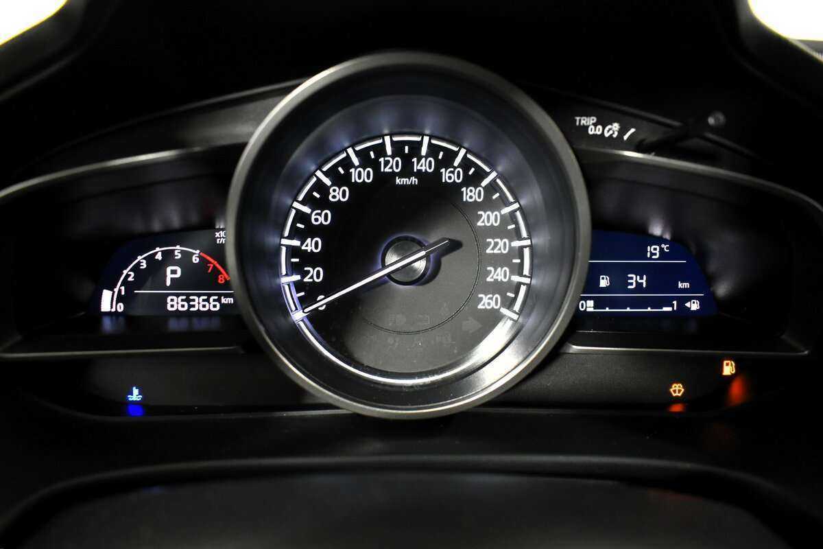 Mazda 3 с пробегом — 2017 год. Фото: #8