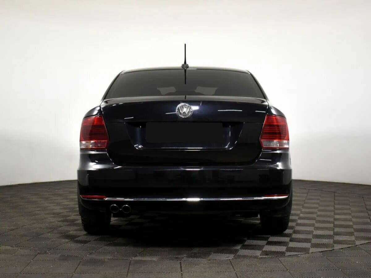 Volkswagen Polo с пробегом — 2017 год. Фото: #4