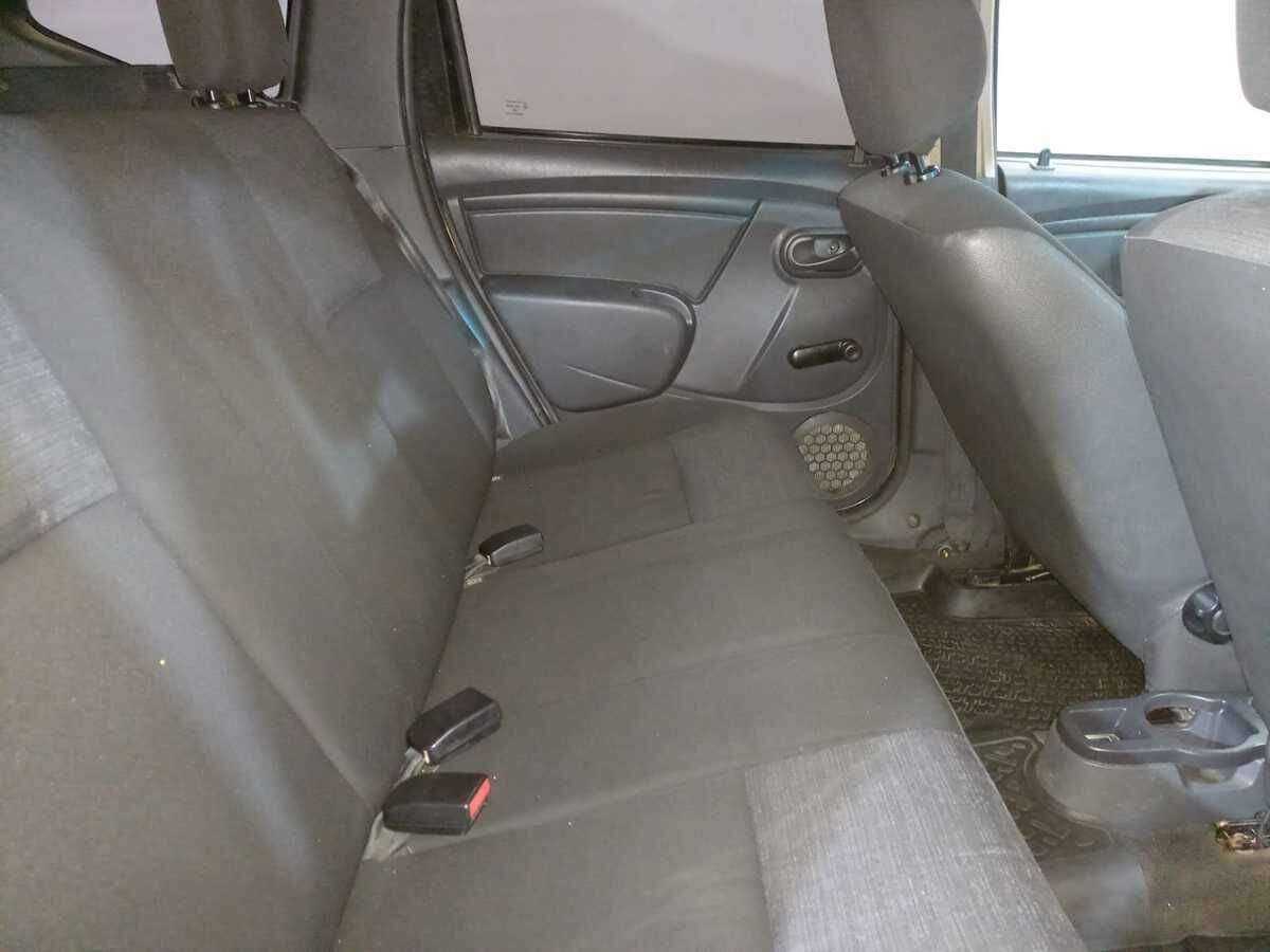 Renault Duster с пробегом — 2014 год. Фото: #10