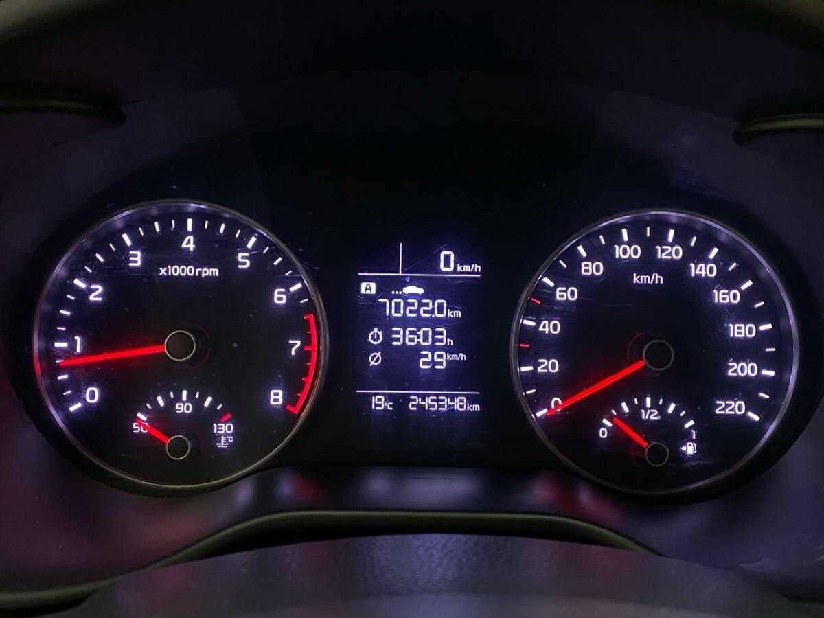 Kia Rio с пробегом — 2017 год. Фото: #12