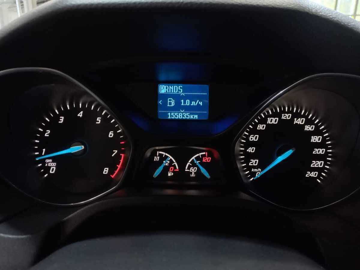 Ford Focus с пробегом — 2014 год. Фото: #12