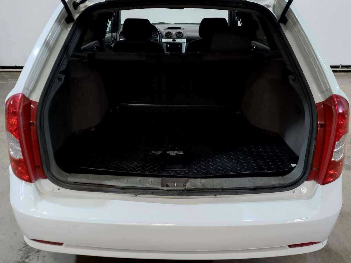 Chevrolet Lacetti с пробегом — 2012 год. Фото: #15