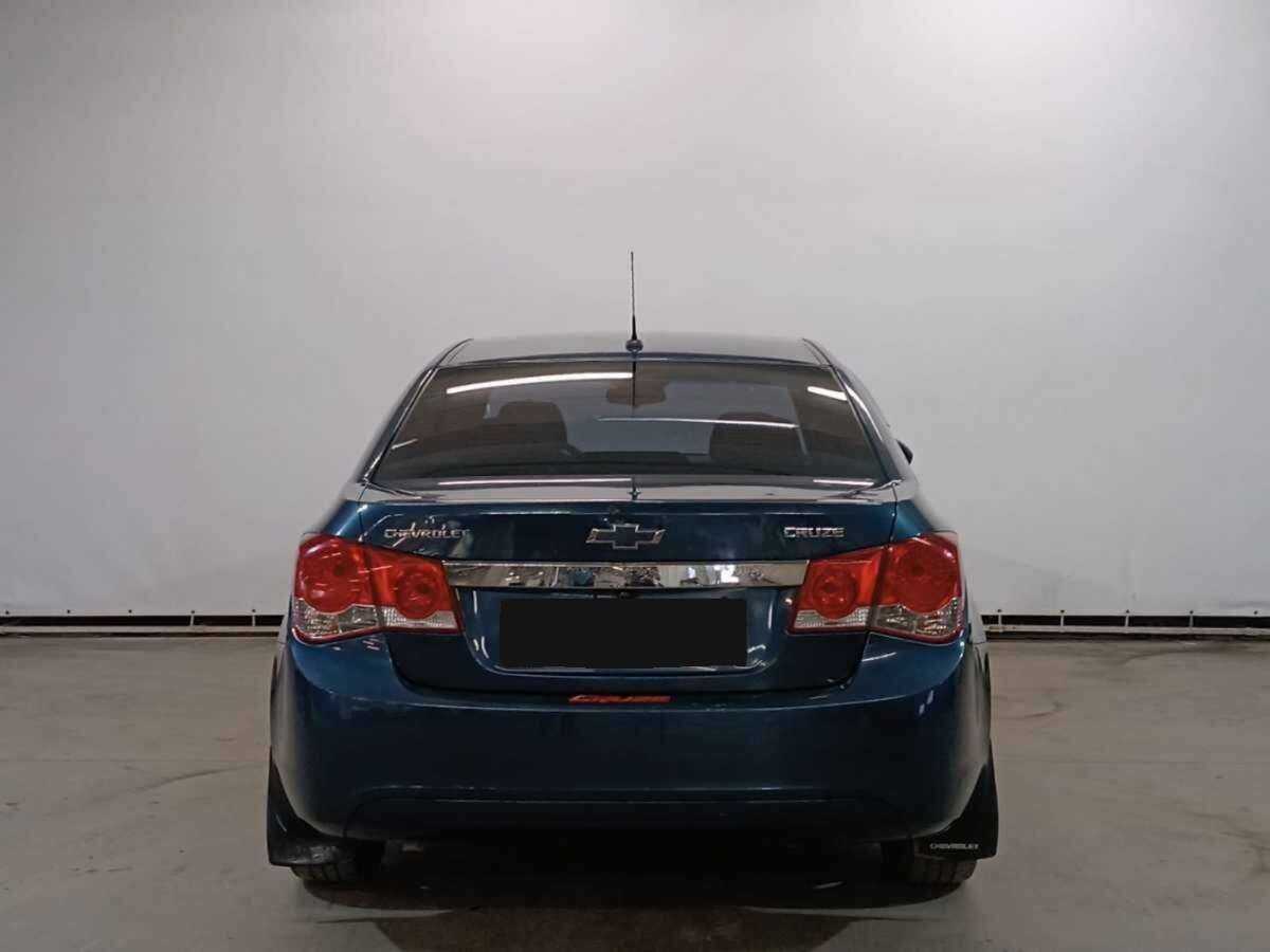 Chevrolet Cruze с пробегом — 2012 год. Фото: #5