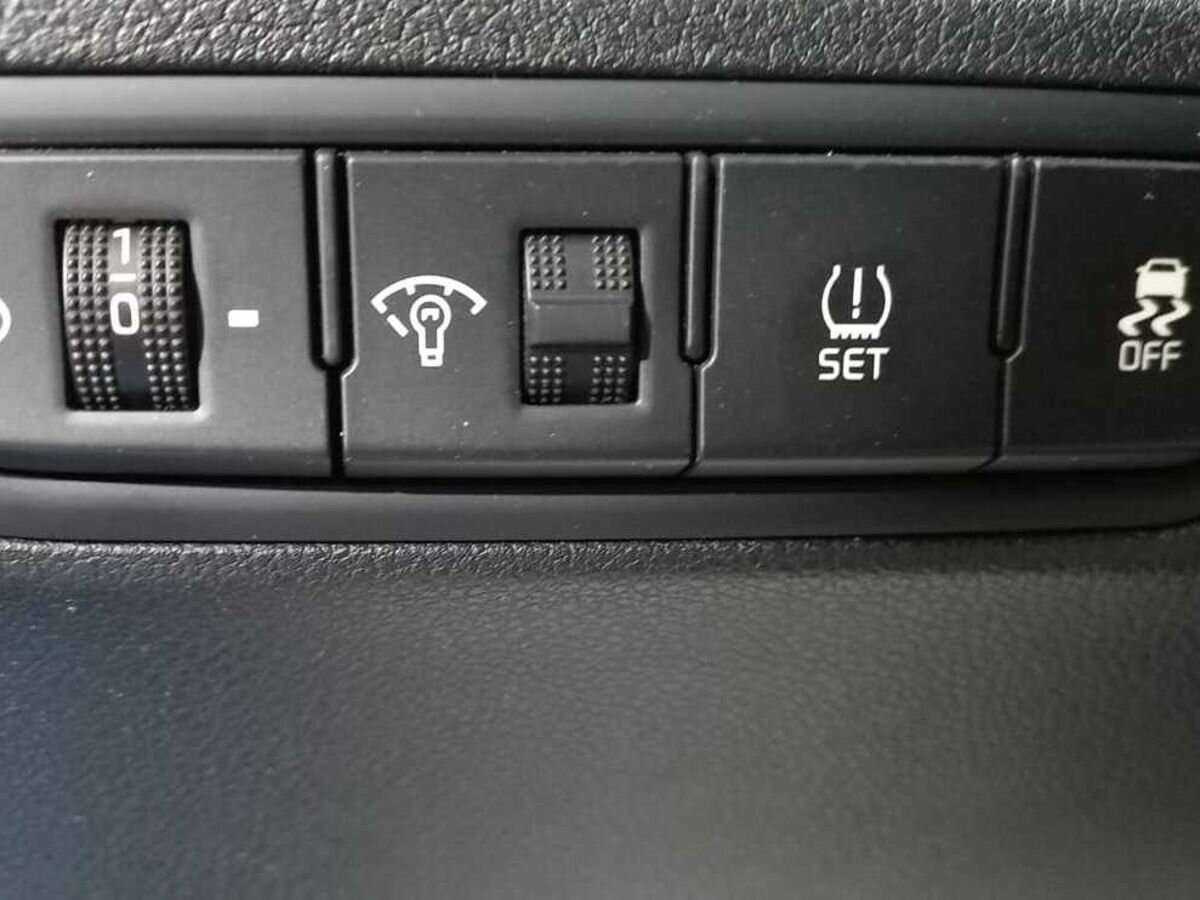 Kia Rio с пробегом — 2018 год. Фото: #13