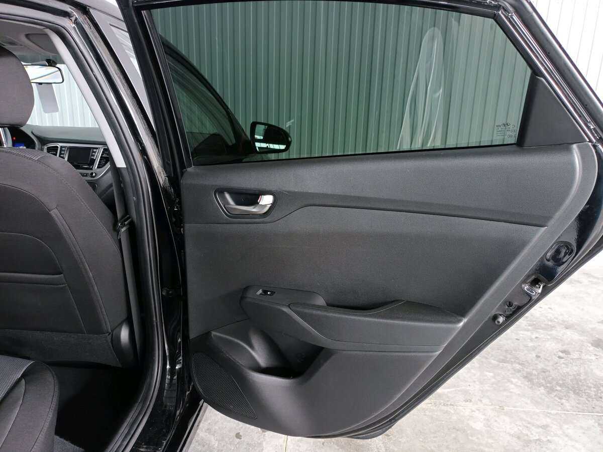 Hyundai Solaris с пробегом — 2020 год. Фото: #19