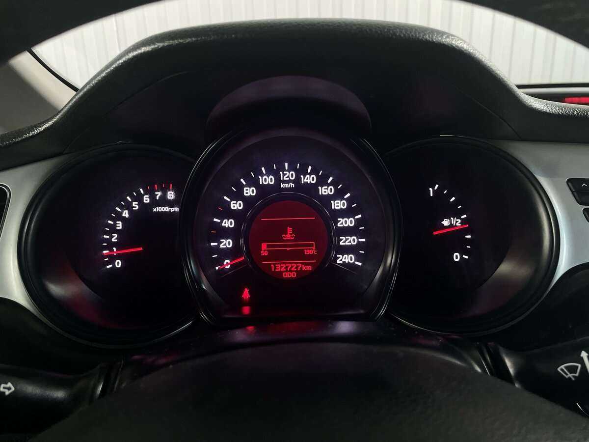 Kia Ceed с пробегом — 2013 год. Фото: #13