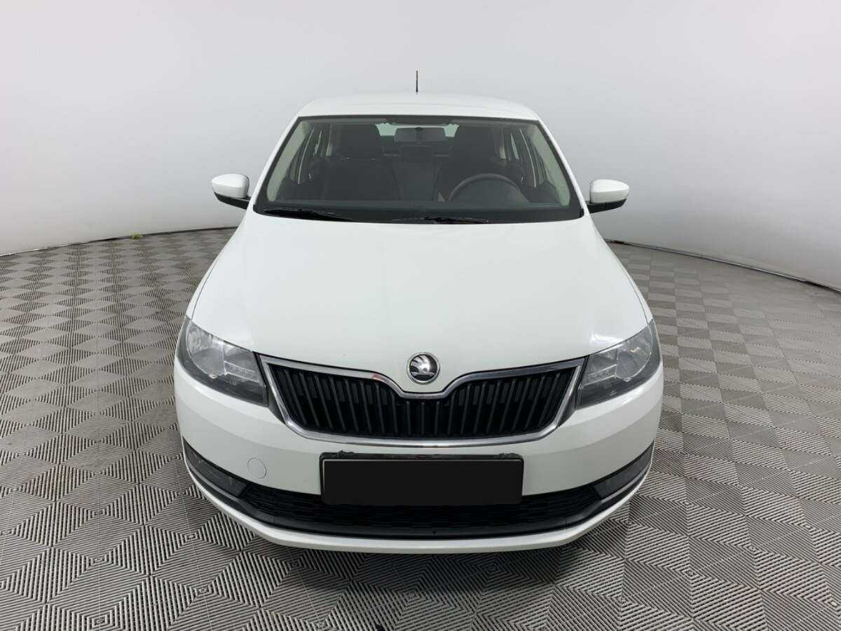 Skoda Rapid с пробегом — 2019 год. Фото: #1