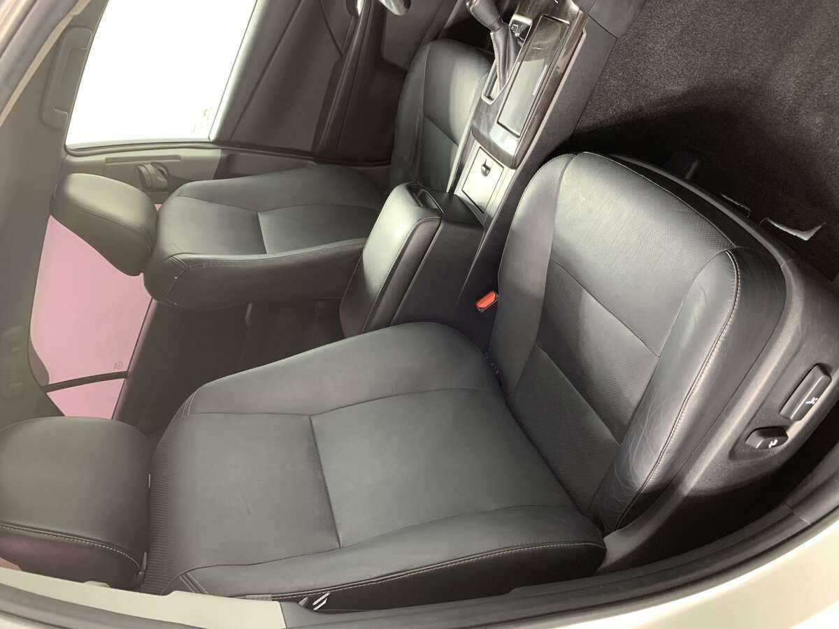 Toyota Camry с пробегом — 2016 год. Фото: #15