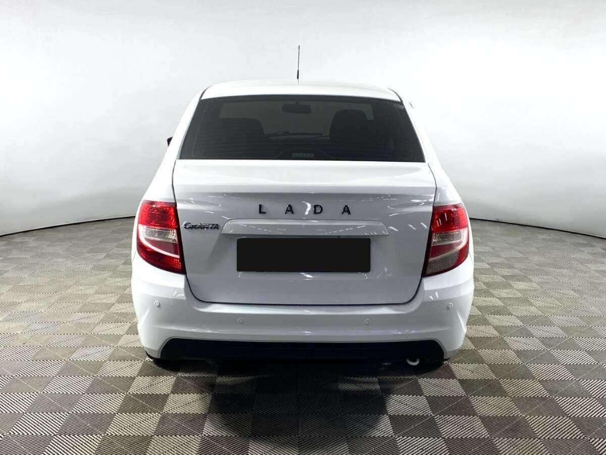 Lada (ВАЗ) Granta с пробегом — 2022 год. Фото: #5