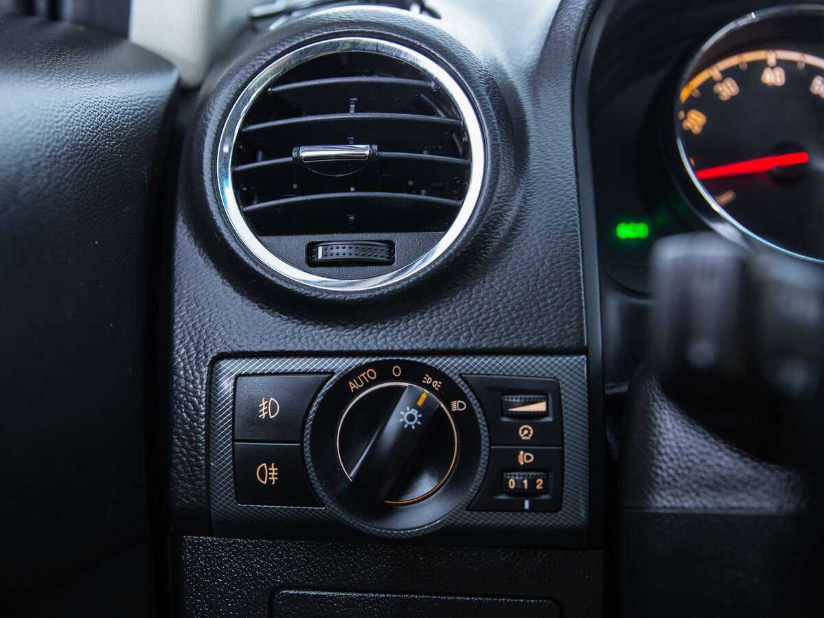 Opel Antara с пробегом — 2012 год. Фото: #12