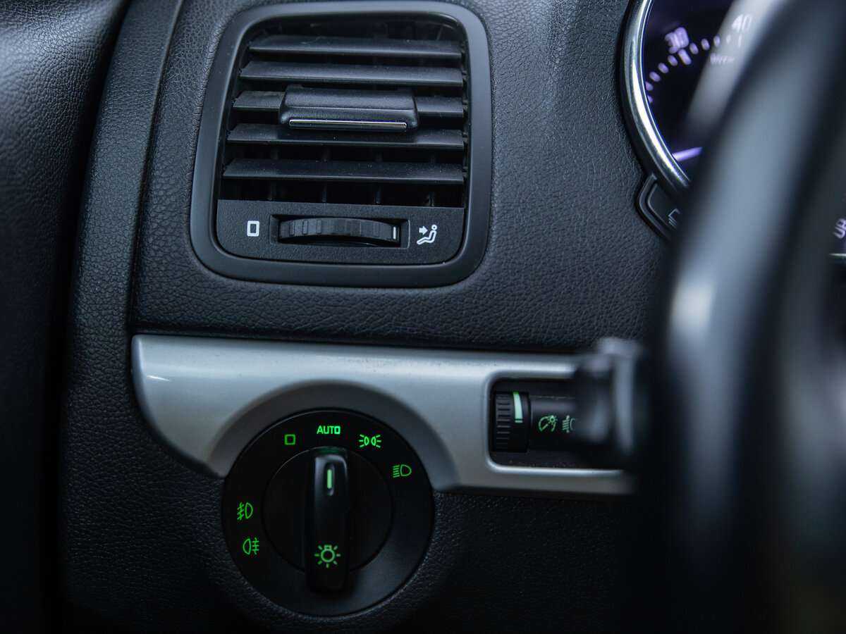 Skoda Yeti с пробегом — 2013 год. Фото: #14