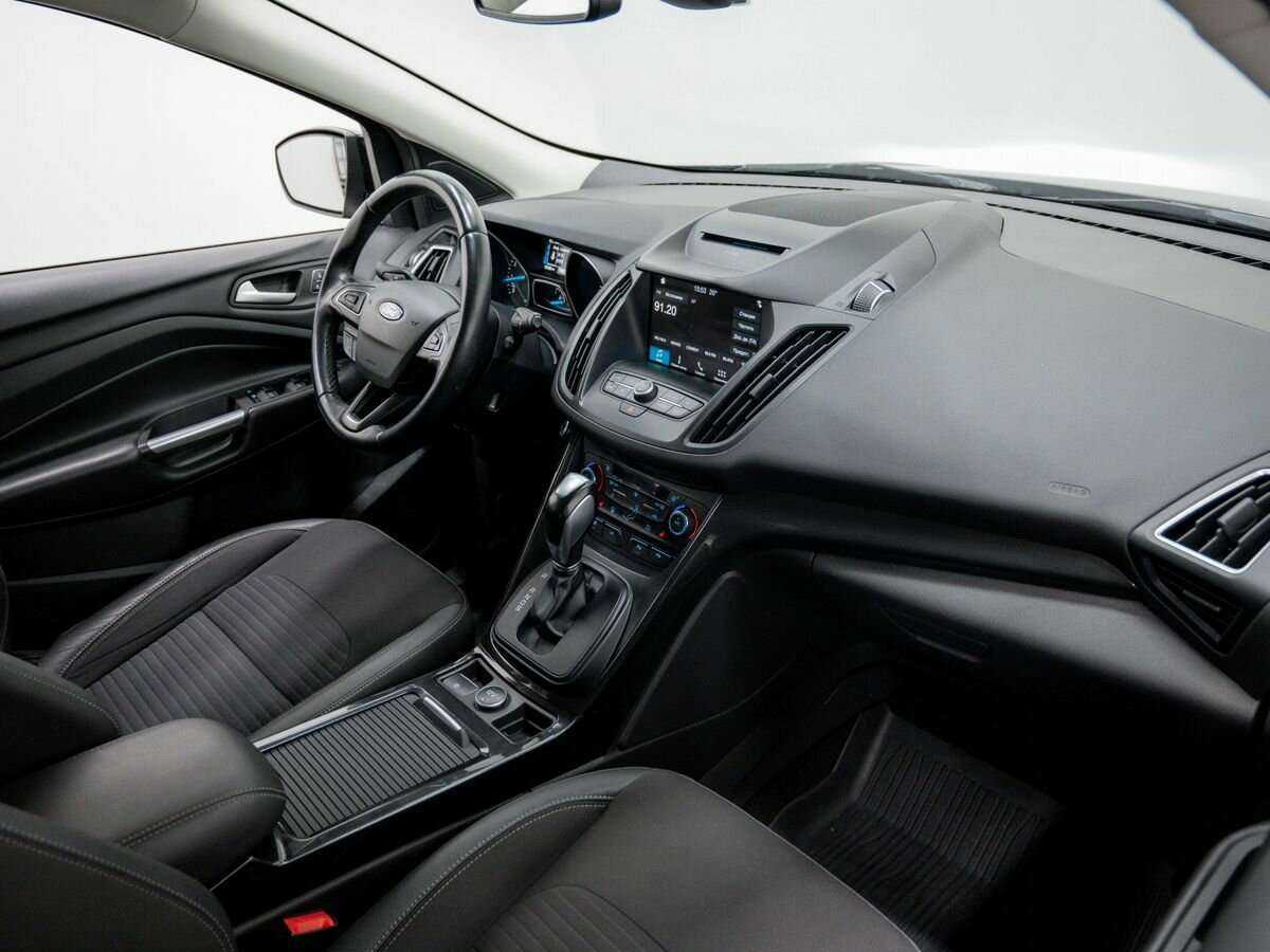 Ford Kuga с пробегом — 2019 год. Фото: #10