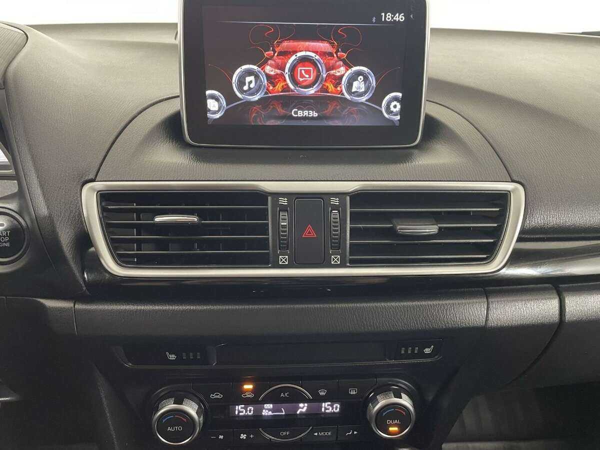 Mazda 3 с пробегом — 2014 год. Фото: #10