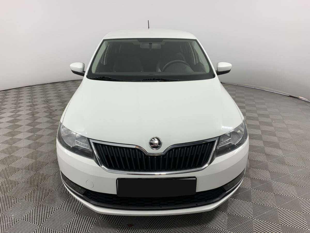 Skoda Rapid с пробегом — 2019 год. Фото: #1