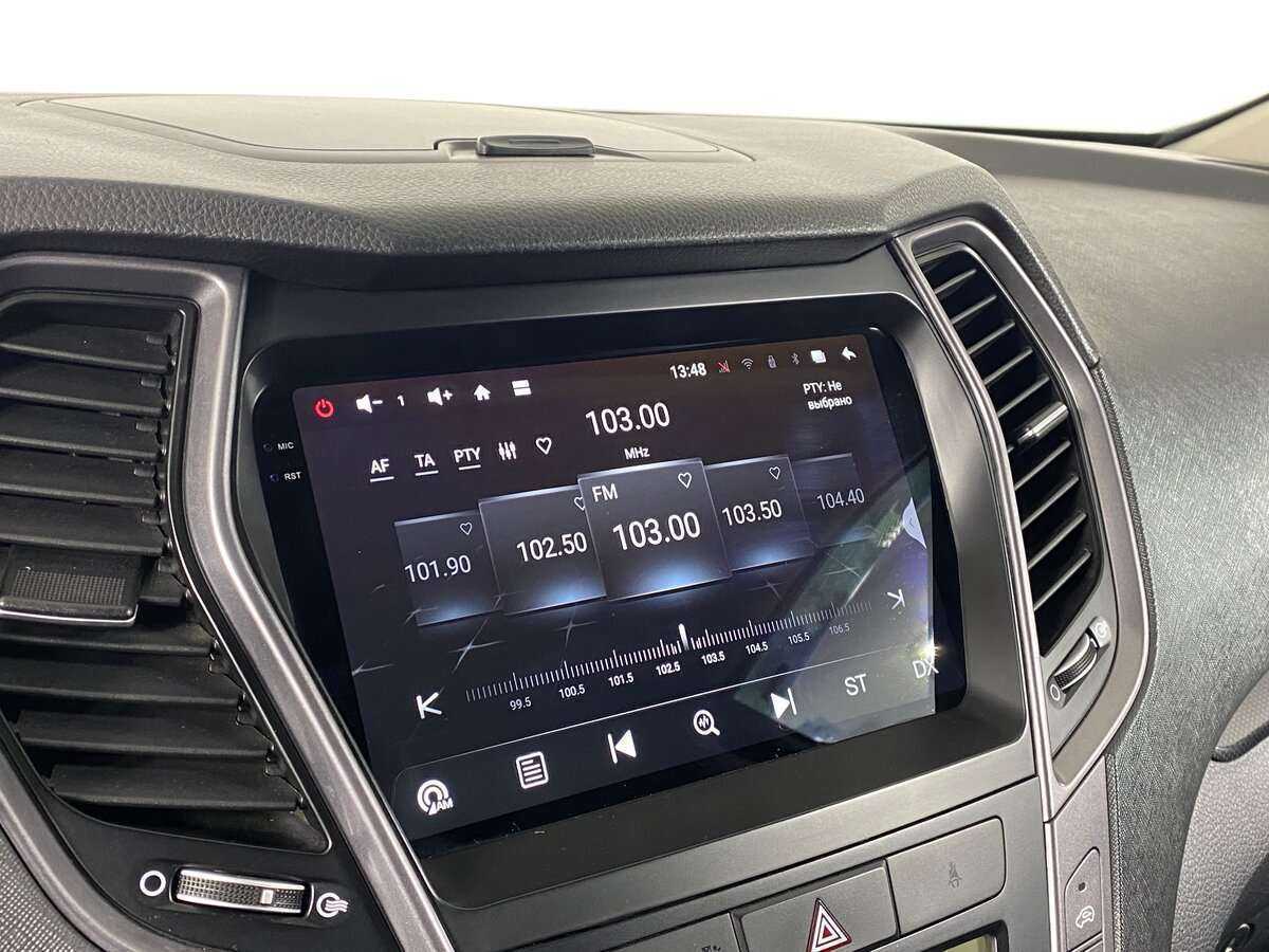 Hyundai Santa Fe с пробегом — 2015 год. Фото: #10