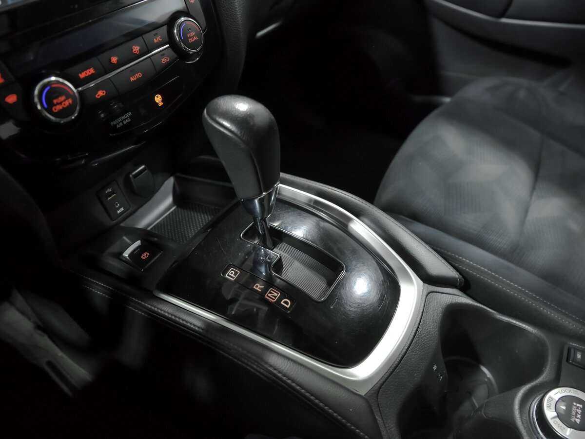 Nissan X-Trail с пробегом — 2015 год. Фото: #12