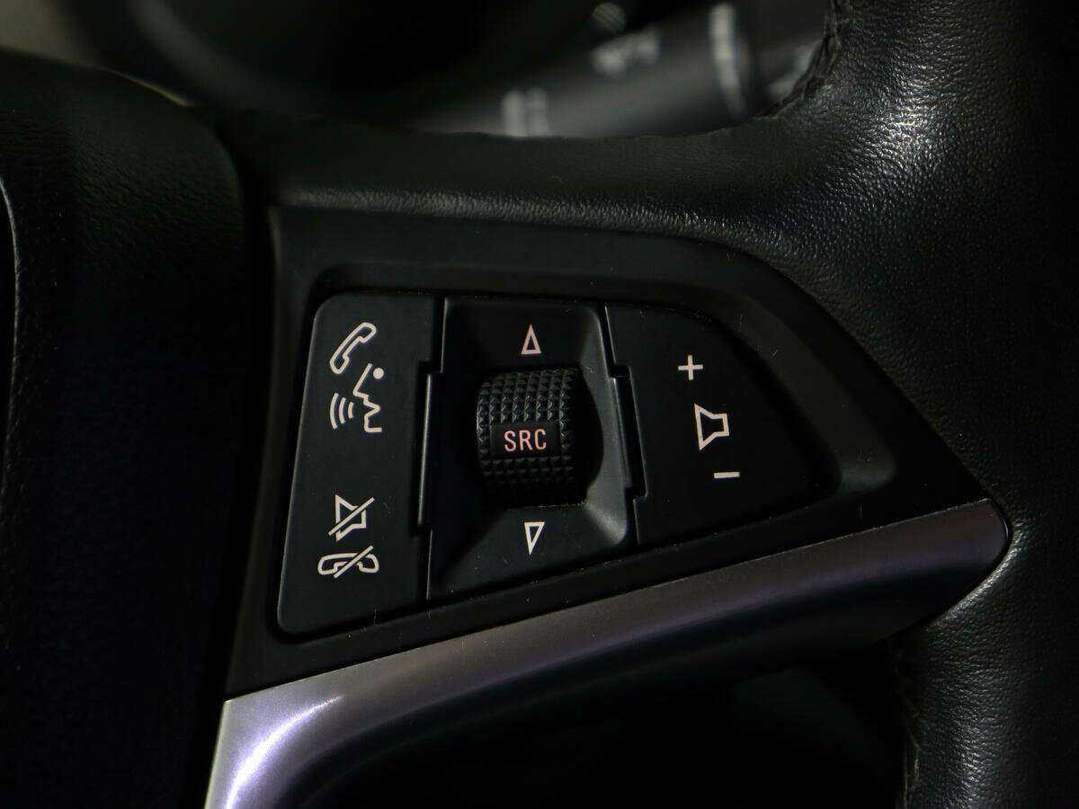 Opel Astra с пробегом — 2014 год. Фото: #14