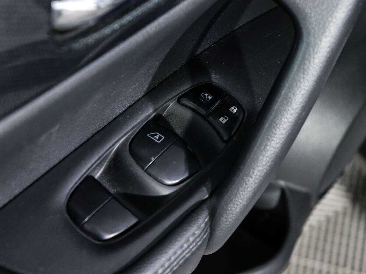 Nissan X-Trail с пробегом — 2016 год. Фото: #15