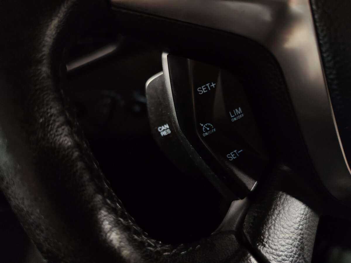 Ford Kuga с пробегом — 2015 год. Фото: #11