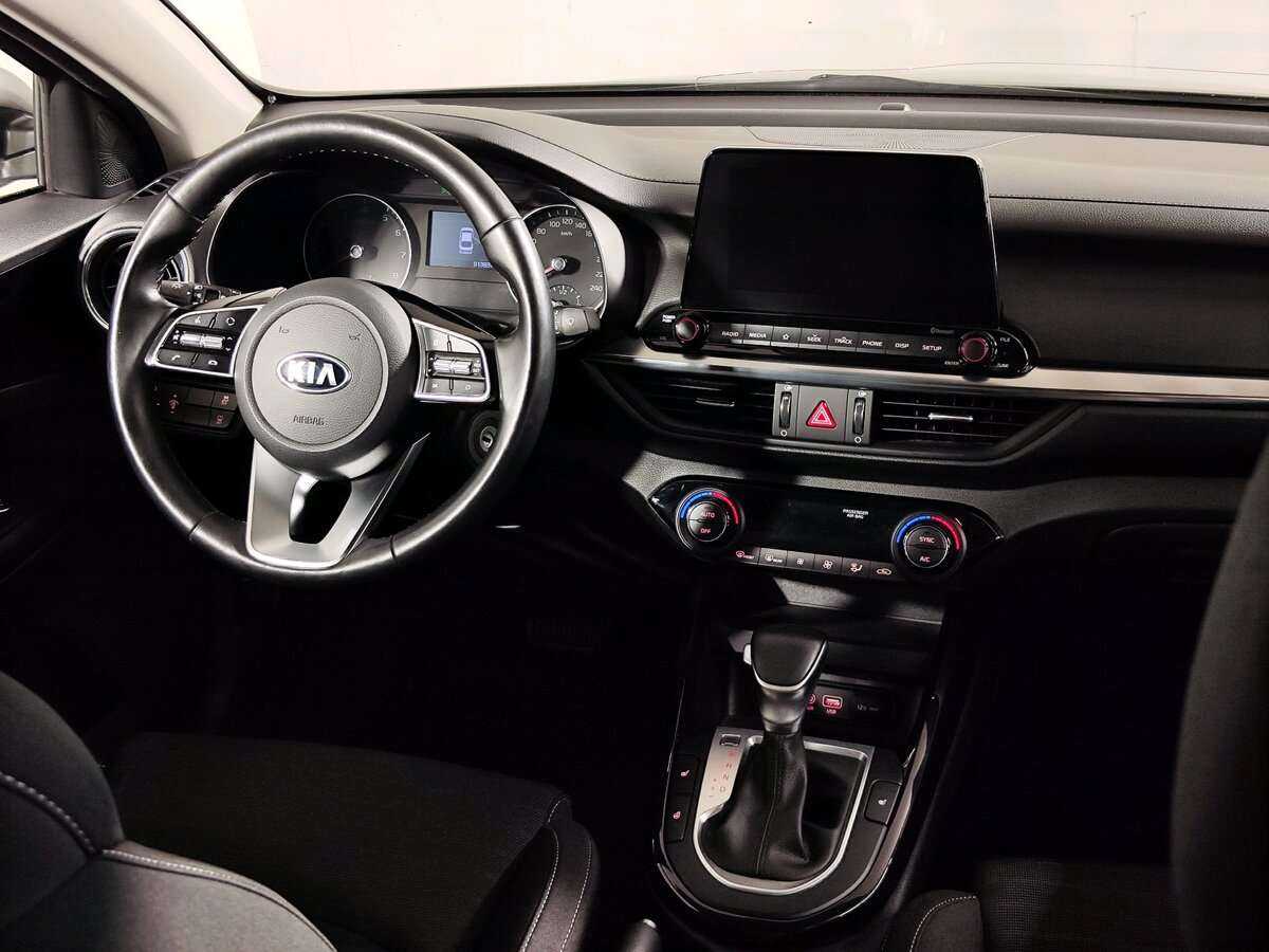 Kia Cerato с пробегом — 2020 год. Фото: #11