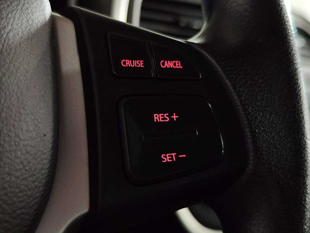 Suzuki SX4 с пробегом — 2014 год. Фото: #19