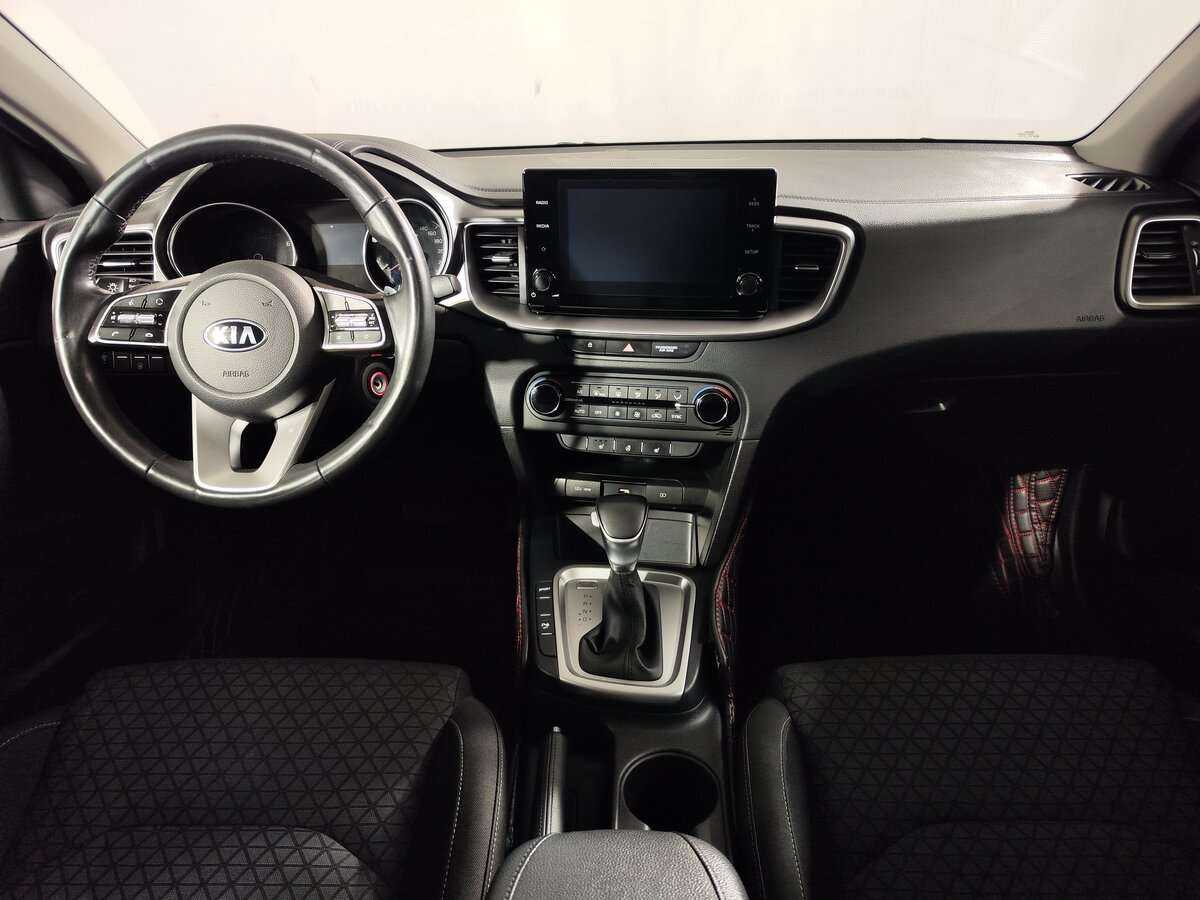 Kia Ceed с пробегом — 2020 год. Фото: #9