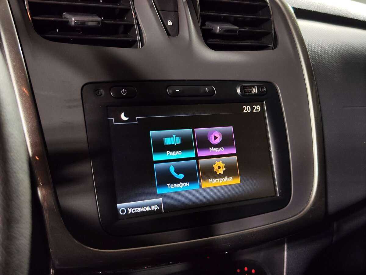 Renault Logan с пробегом — 2019 год. Фото: #11