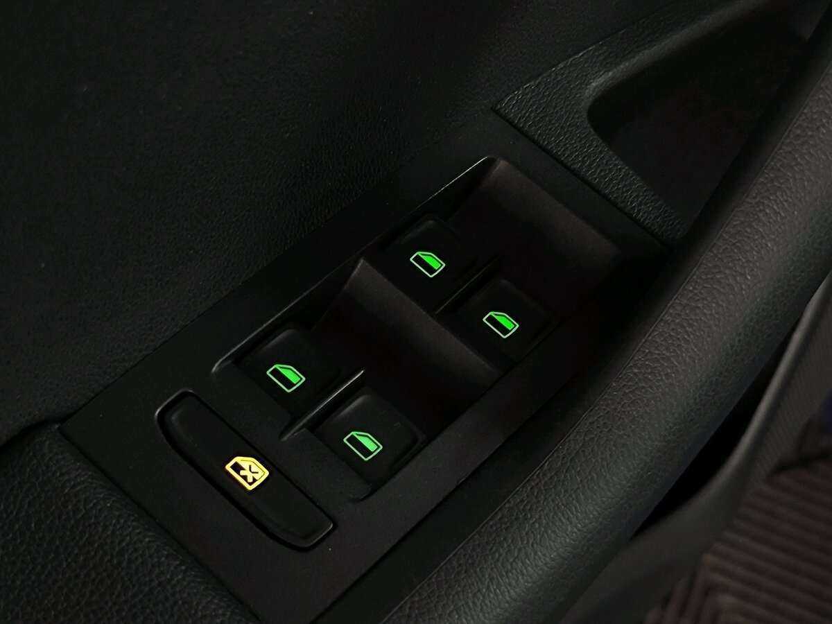 Skoda Octavia с пробегом — 2015 год. Фото: #20