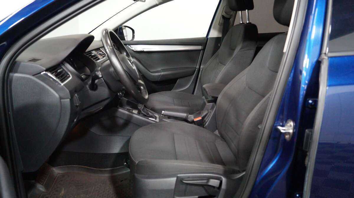 Skoda Octavia с пробегом — 2014 год. Фото: #6