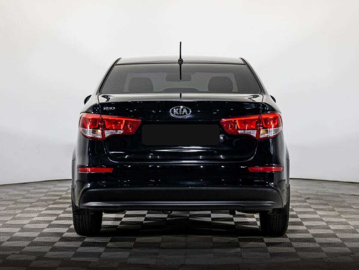 Kia Rio с пробегом — 2016 год. Фото: #5