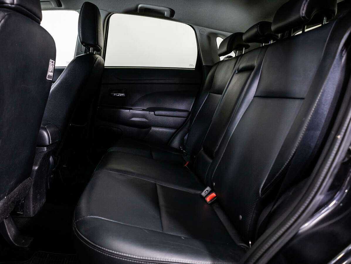 Mitsubishi ASX с пробегом — 2013 год. Фото: #9