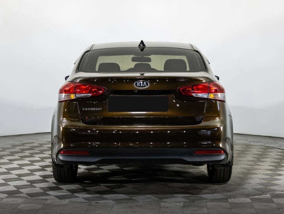 Kia Cerato с пробегом — 2018 год. Фото: #4