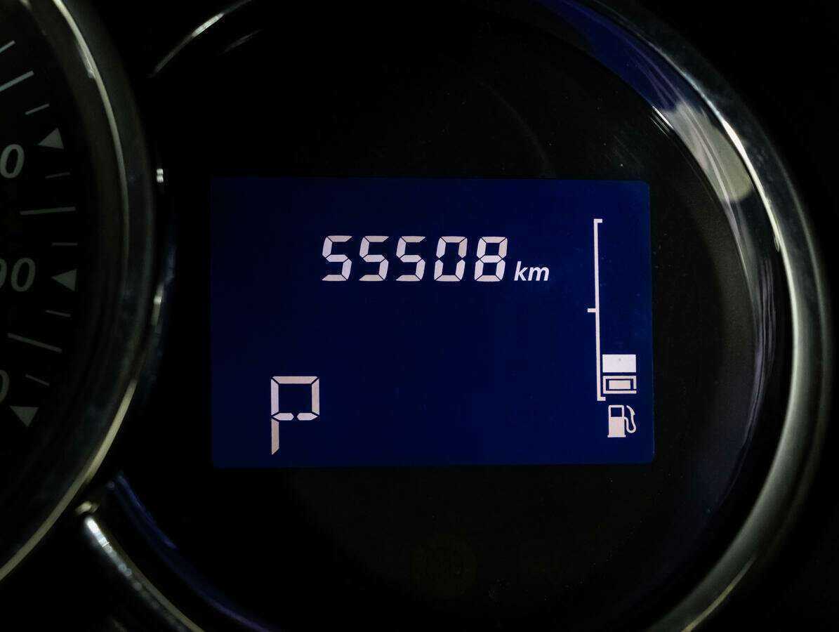 Renault Sandero с пробегом — 2017 год. Фото: #11