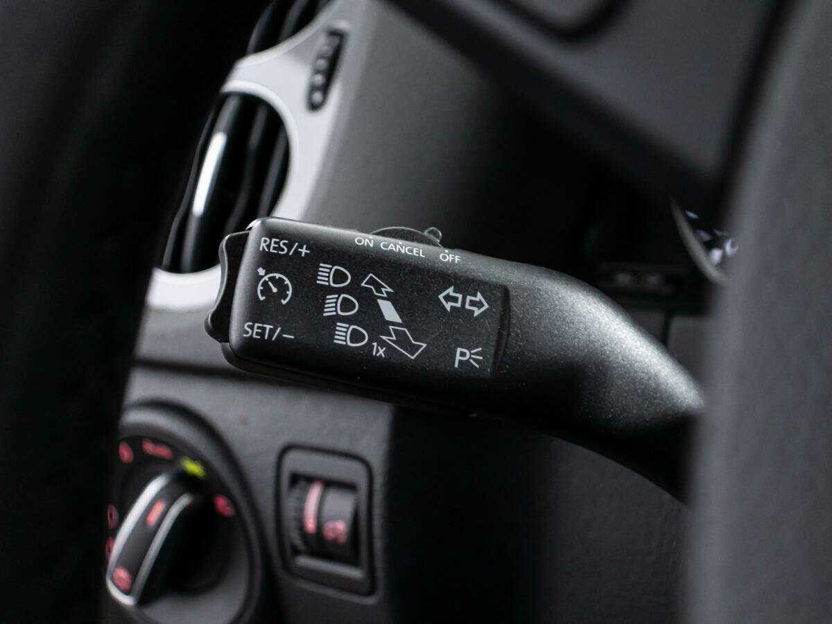 Volkswagen Tiguan с пробегом — 2015 год. Фото: #18