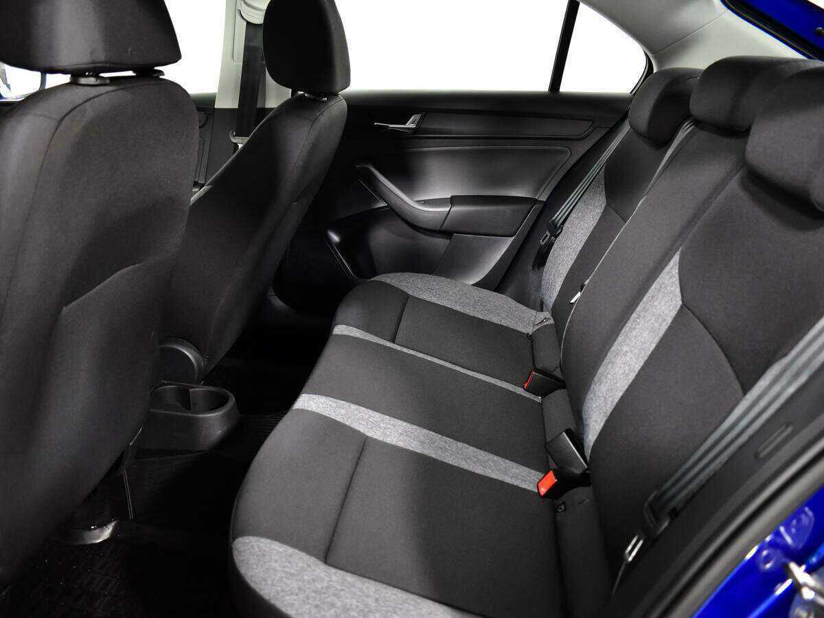 Skoda Rapid с пробегом — 2021 год. Фото: #7