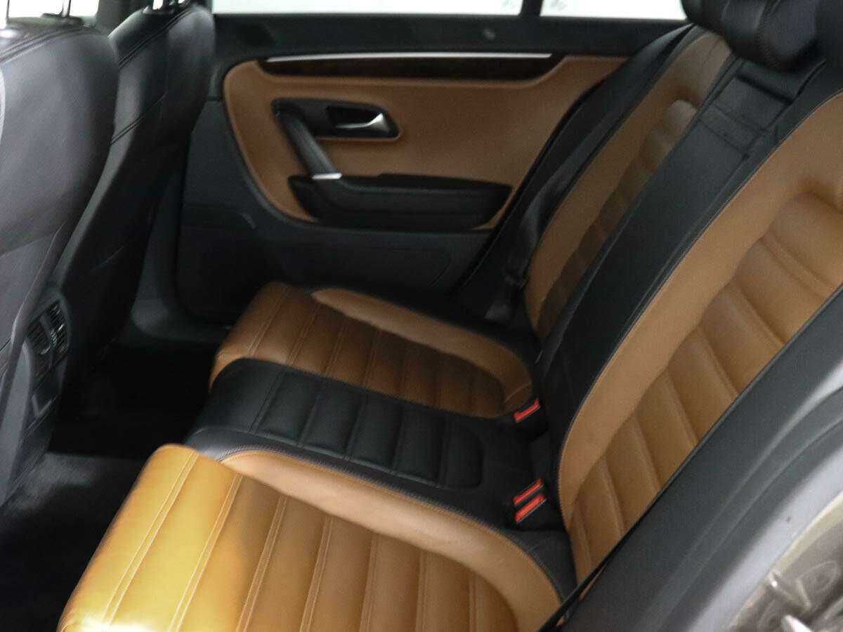 Volkswagen Passat CC с пробегом — 2012 год. Фото: #8