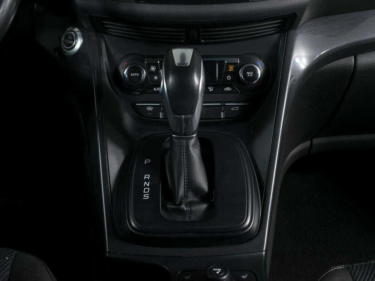 Ford Kuga с пробегом — 2013 год. Фото: #12