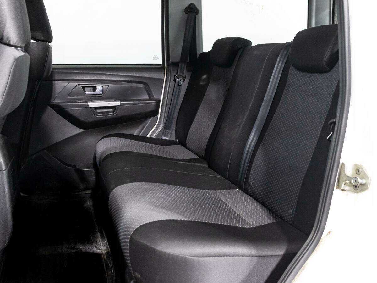 УАЗ Patriot с пробегом — 2018 год. Фото: #9