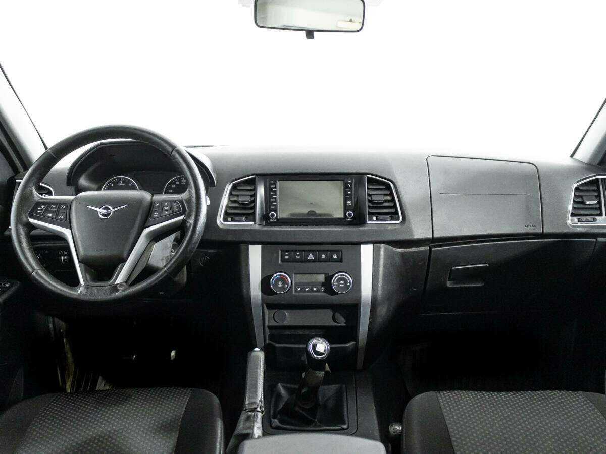 УАЗ Patriot с пробегом — 2018 год. Фото: #12