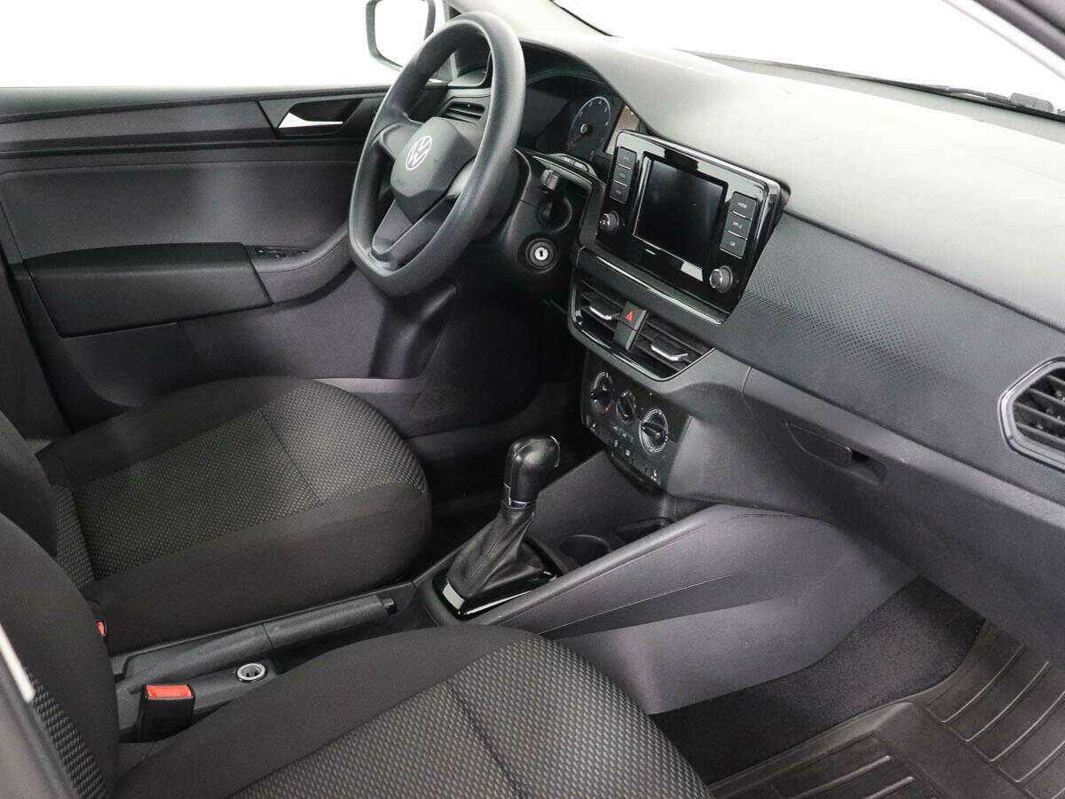 Volkswagen Polo с пробегом — 2020 год. Фото: #6