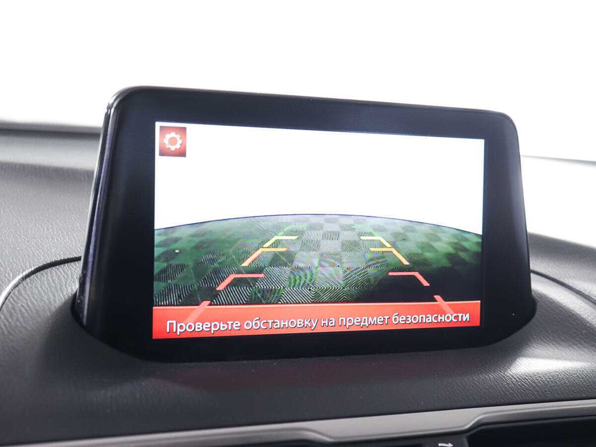 Mazda 3 с пробегом — 2018 год. Фото: #22