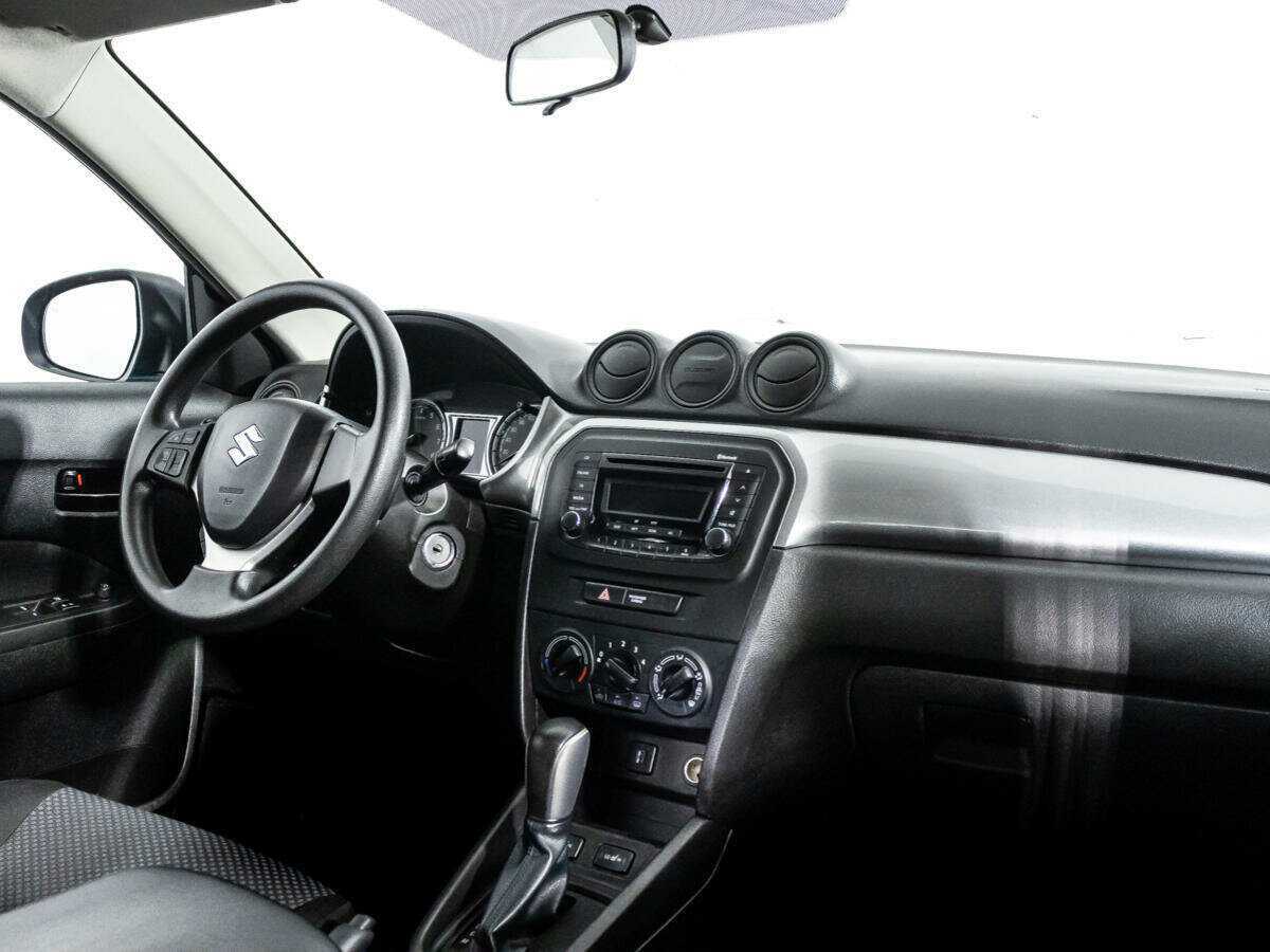Suzuki Vitara с пробегом — 2017 год. Фото: #8