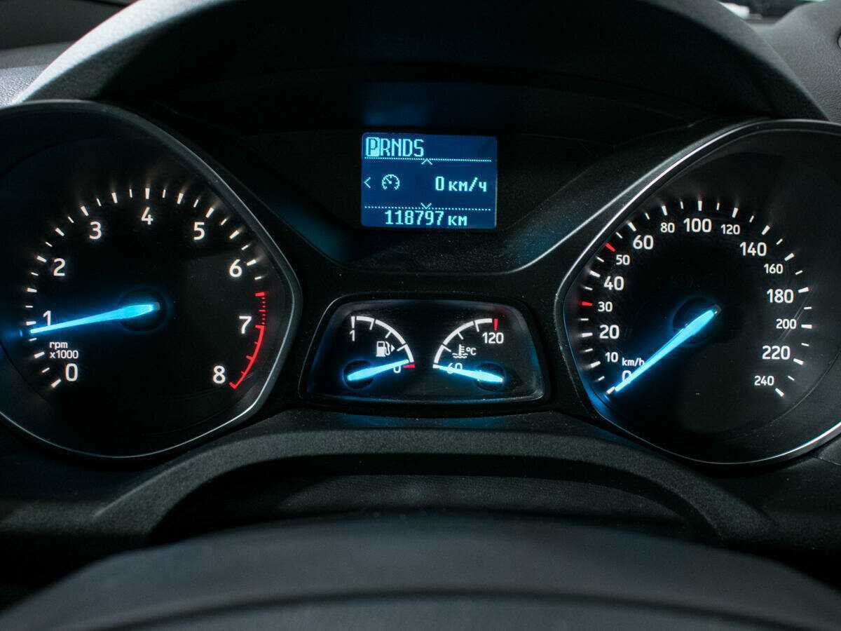 Ford Kuga с пробегом — 2017 год. Фото: #10