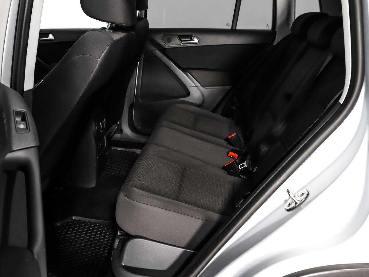Volkswagen Tiguan с пробегом — 2012 год. Фото: #9