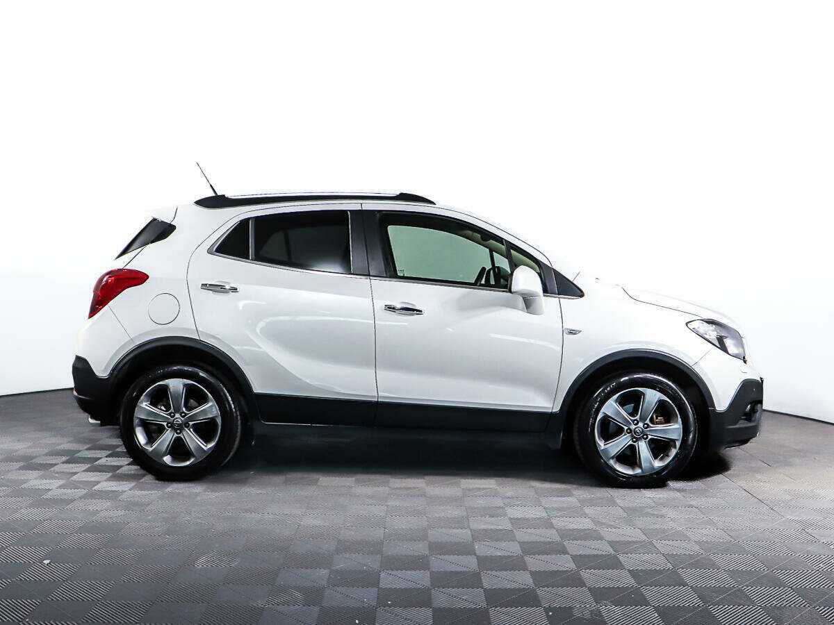 Opel Mokka с пробегом — 2012 год. Фото: #3
