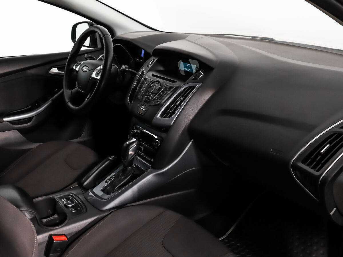 Ford Focus с пробегом — 2013 год. Фото: #11